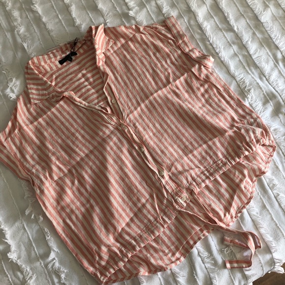 Top - Picture 4 of 4